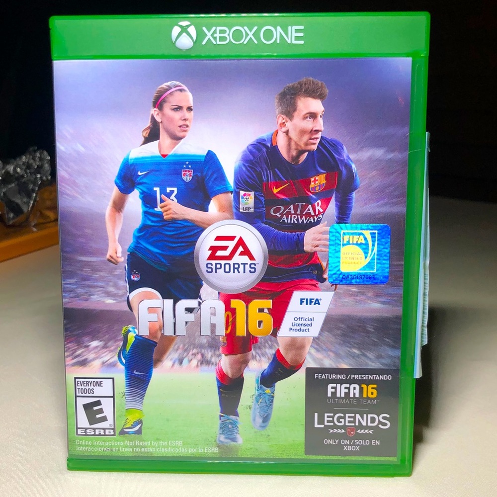 FIFA 16 EA Sports Like New XBOX ONE Video Game